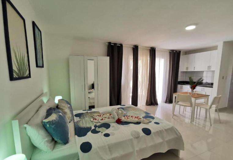 بونتا كانا Caribbean Studios Tropicana With Pool - Playa Los Corales المظهر الخارجي الصورة